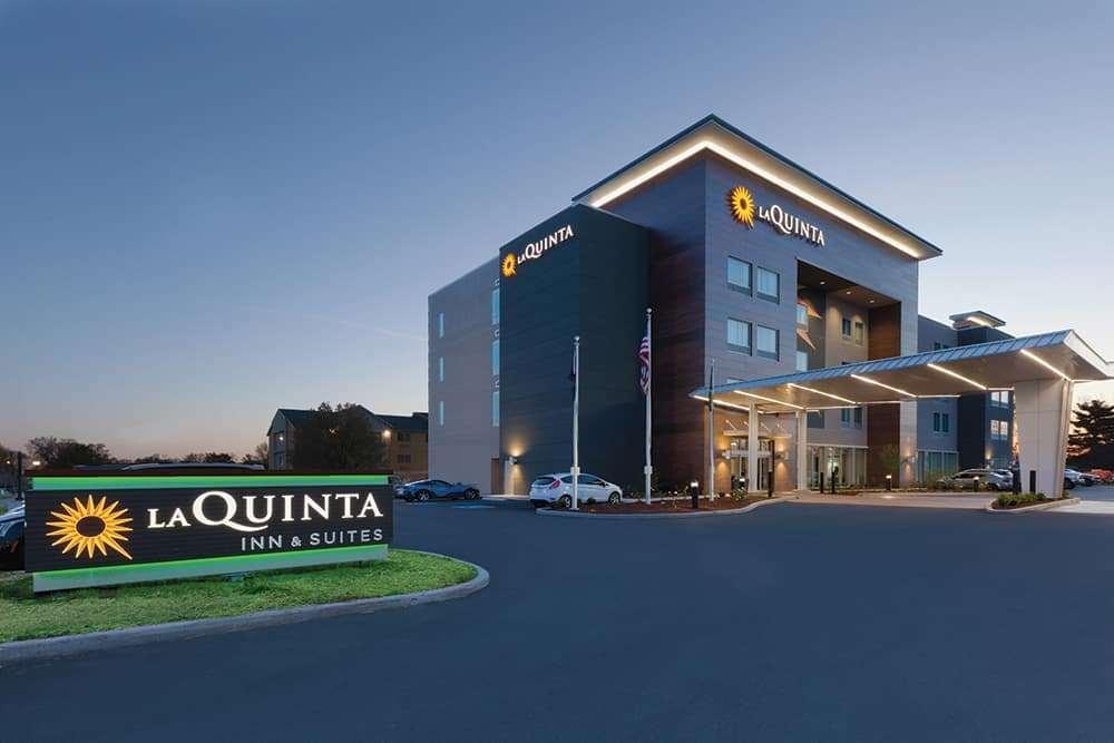 La Quinta Inn & Suites By Wyndham Lewisville Exteriör bild