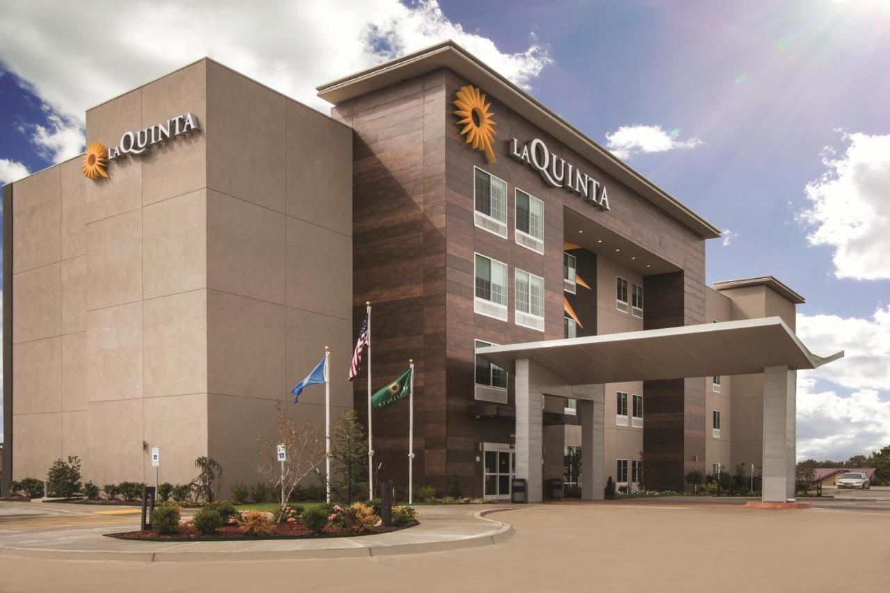 La Quinta Inn & Suites By Wyndham Lewisville Exteriör bild